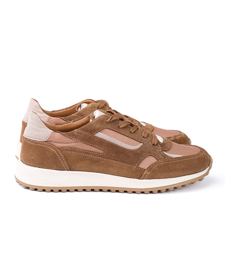 Beige Leather Sneakers – Retro Running Style